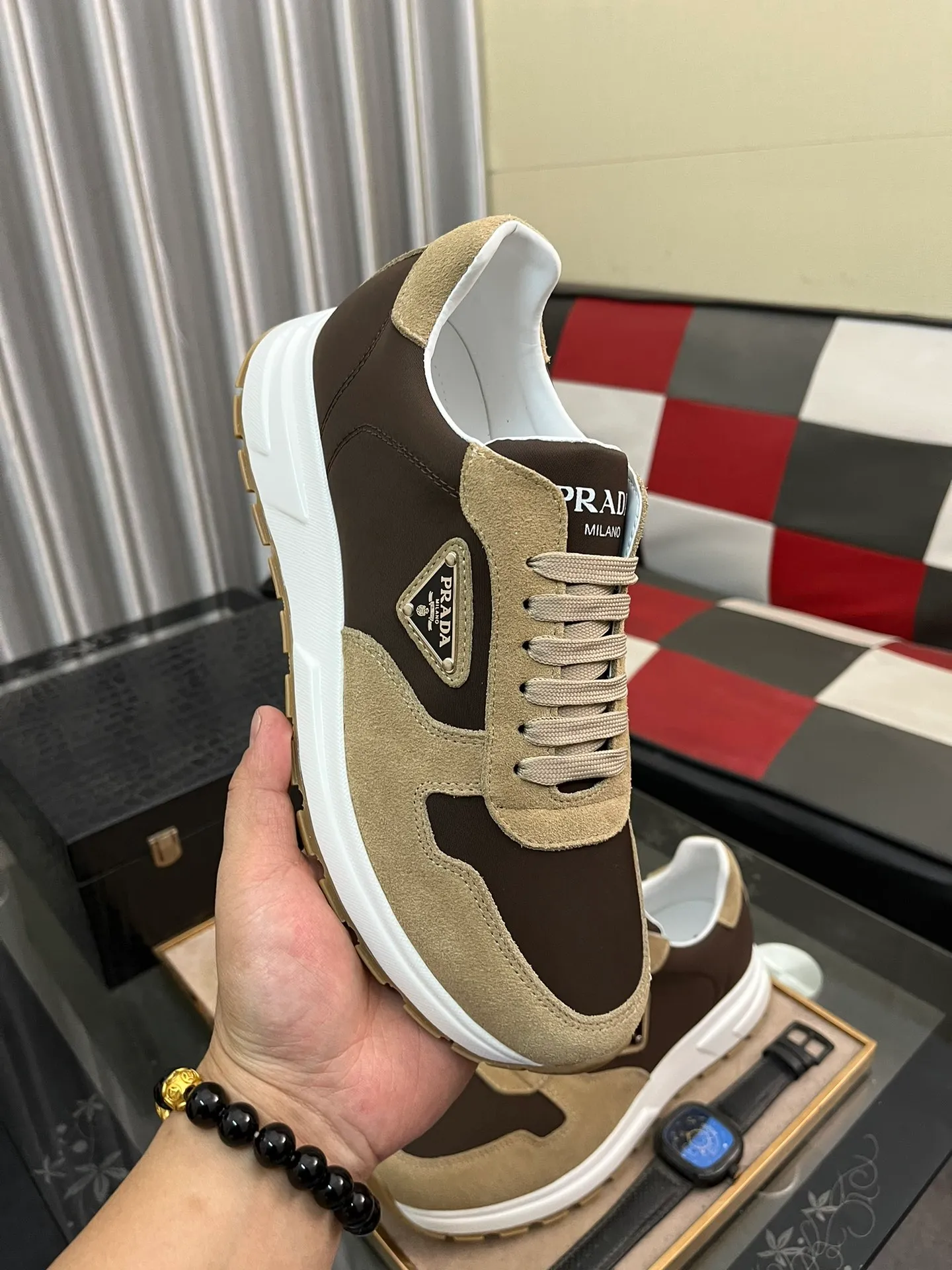 Men's shoes 💰540⌚️⌚️【PRADA】Prada - High-end quality casual sports shoes - Upper: calfskin shoe body with branded metal fasteners, - Inner lining: breathable leather lining - Outsole: ultra-light TPU foam·rubber; molded outsole -Super high quality control·Fine workmanship: highlighted (high-end·luxury·grade) -Size: 38-444️⃣Colors available